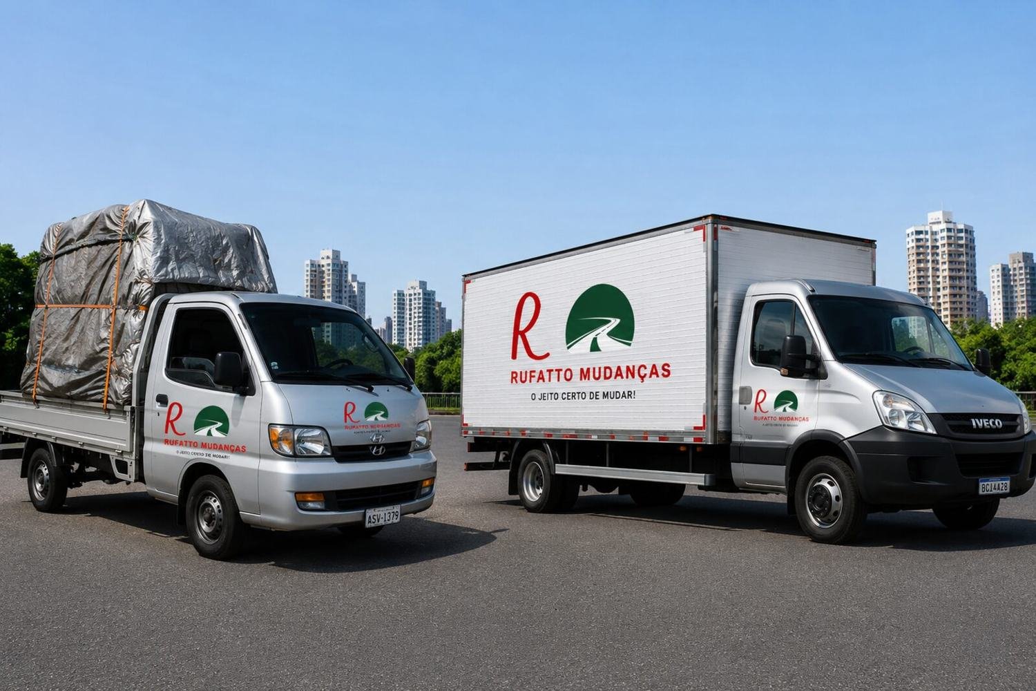 Caminhões da Rufatto Mudanças para transporte comercial